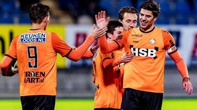 埃因霍温迎荷甲关键赛；关键时刻队长鼓劲；信心回归；球队文化再被提及的简单介绍