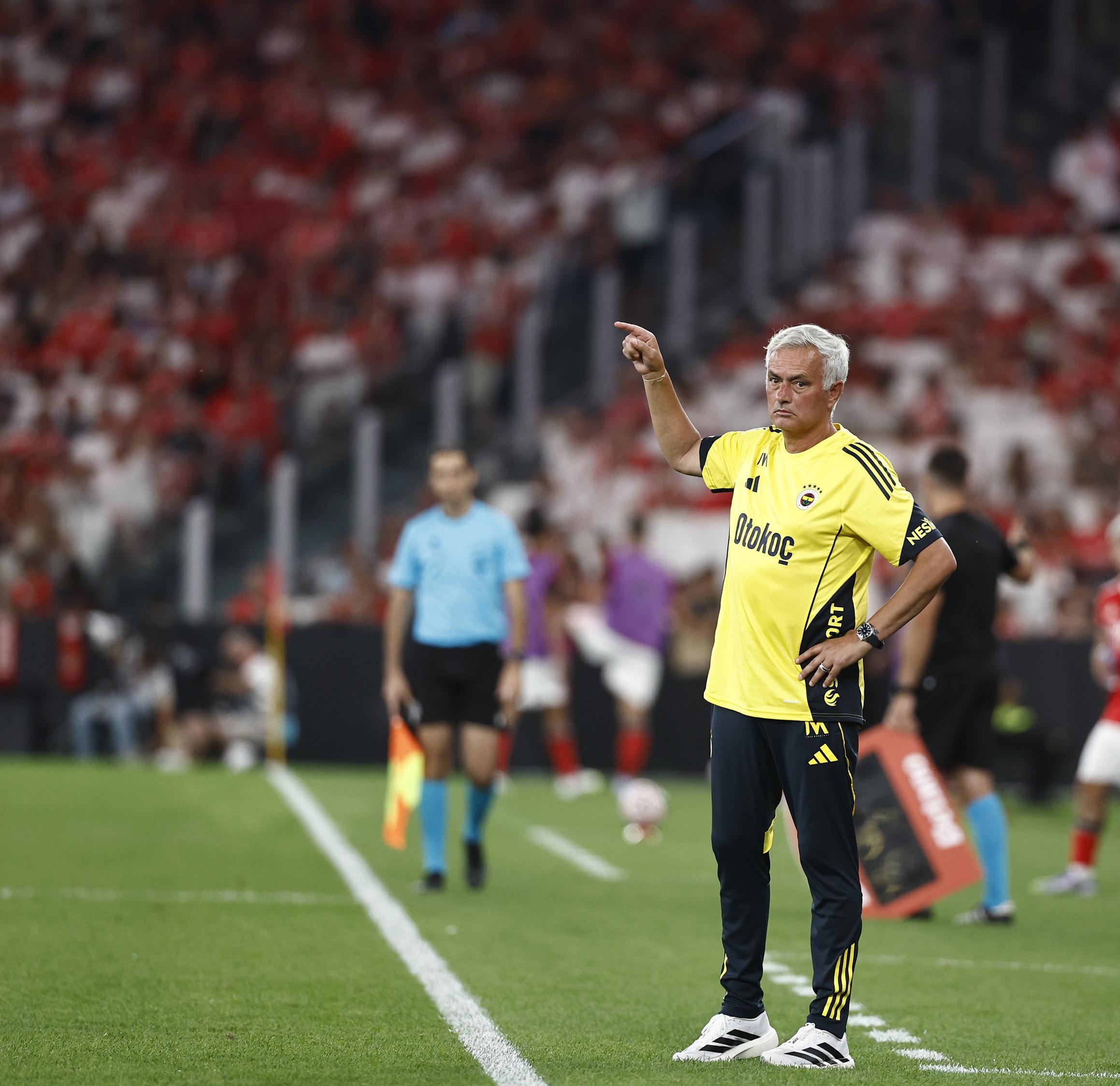 西甲赛程吃紧，费城76人国际比赛日战术微调，引发热议，年轻球员得到机会(西甲比赛赛程时间)